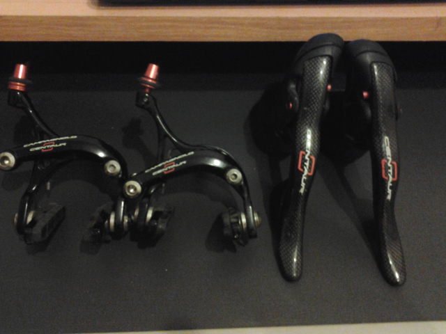 Manetas de carbono campagnolo centaur red 100e